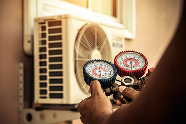Professional Hvac technician working in Spring City, PA